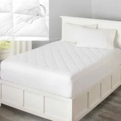 Essential Quilted Microfiber Mattress Pads