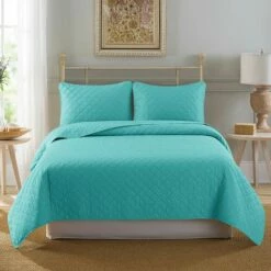 Country Living Solid Quilt Sets