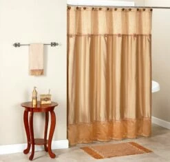 Braided Medallion Toothbrush Holder