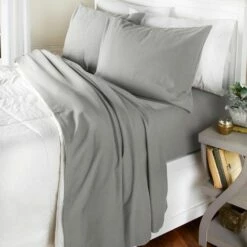 Solid Flannel Sheet Sets