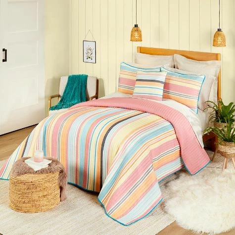 Summer Stripe Quilt Ensemble