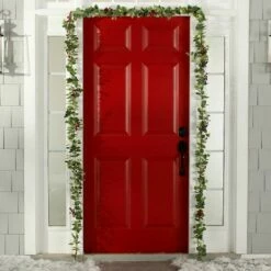 Christmas Delight 72" Garland