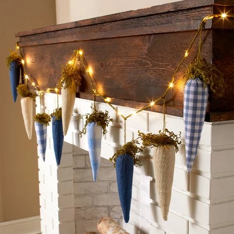 20" Lighted Standing Bunnies Or Carrot Garland - Image 3