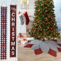 Plaid Holiday Decor