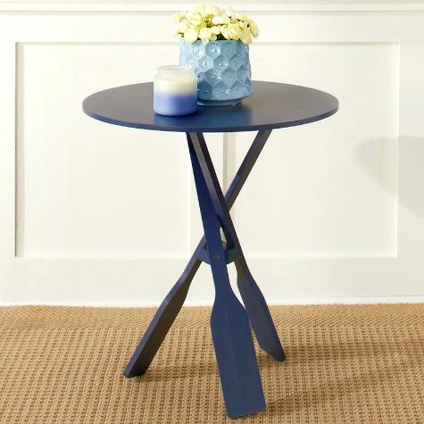 Round End Table With Paddle Legs