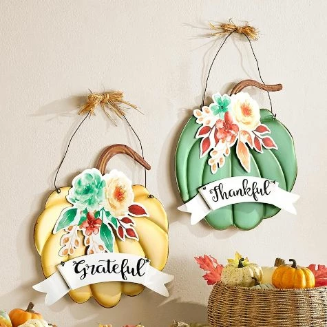 Metal Pumpkin Wall Hanging With Sentiment