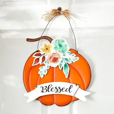 Metal Pumpkin Wall Hanging With Sentiment - Image 3