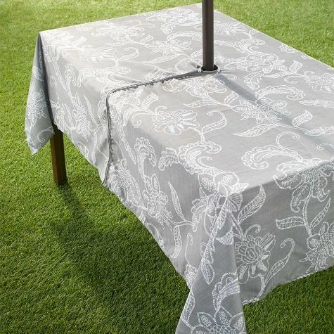Zippered Outdoor Umbrella Hole Tablecloths - Image 2